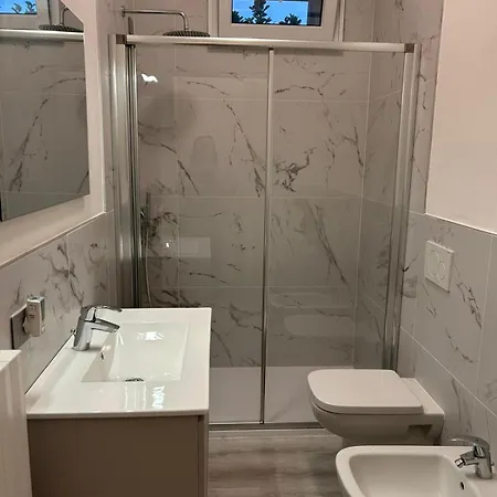 Dream's House- Bergamo- Via Per Grumello 45 *